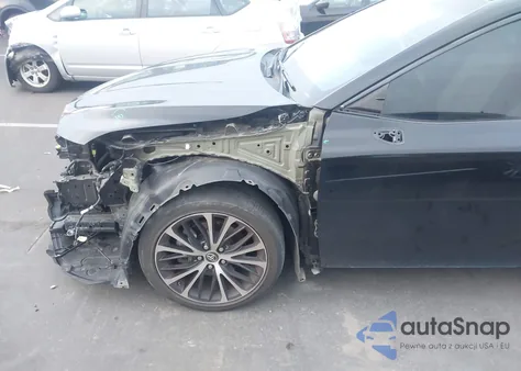 2018 Toyota Camry Se from USA, damaged, VIN 4T1B11HK9JU574040